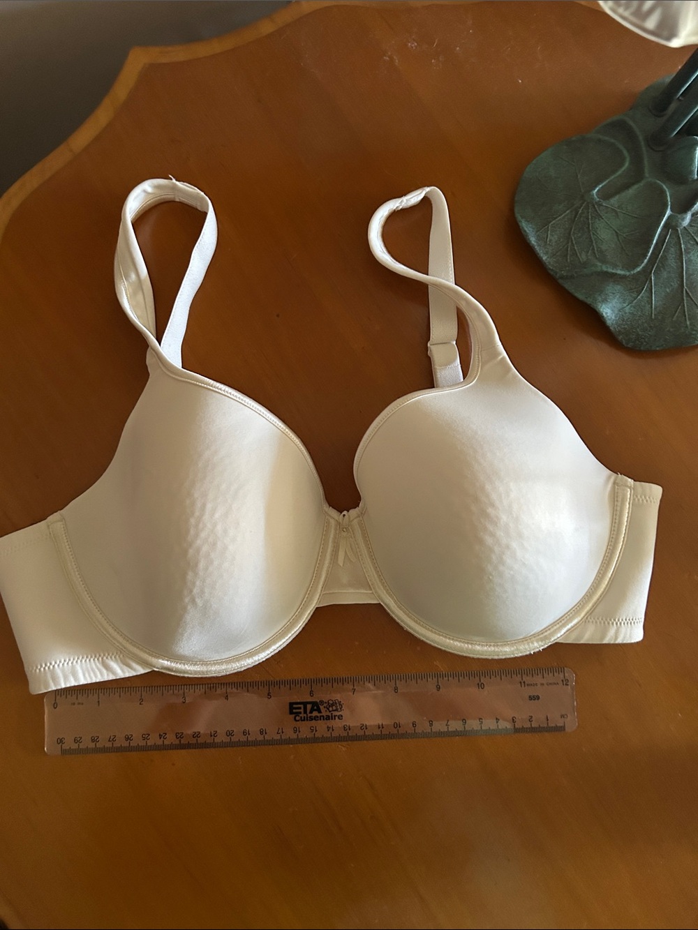 Cream Vanity Fair Bra - Smooth Lightly Padded Support